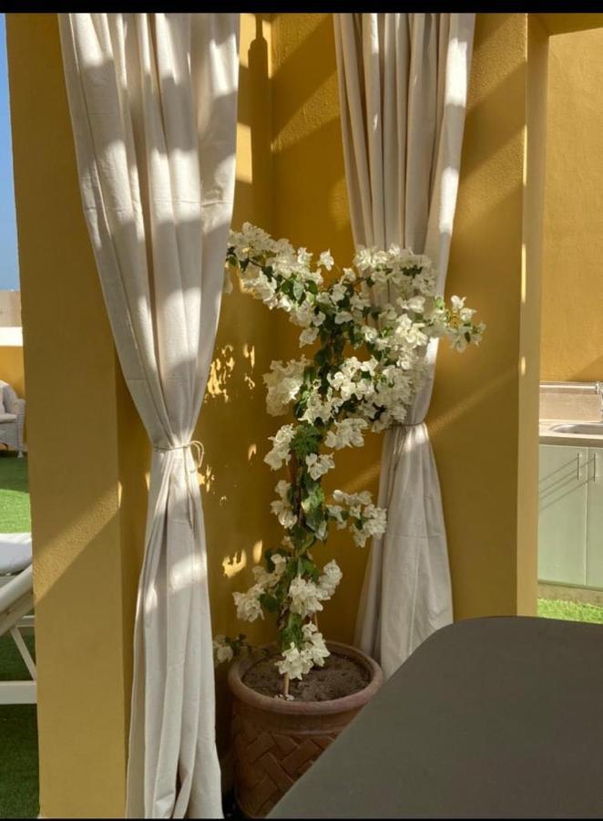 Heated Jacuzzi 2Br Apartment On Yacht View Hurghada Luaran gambar