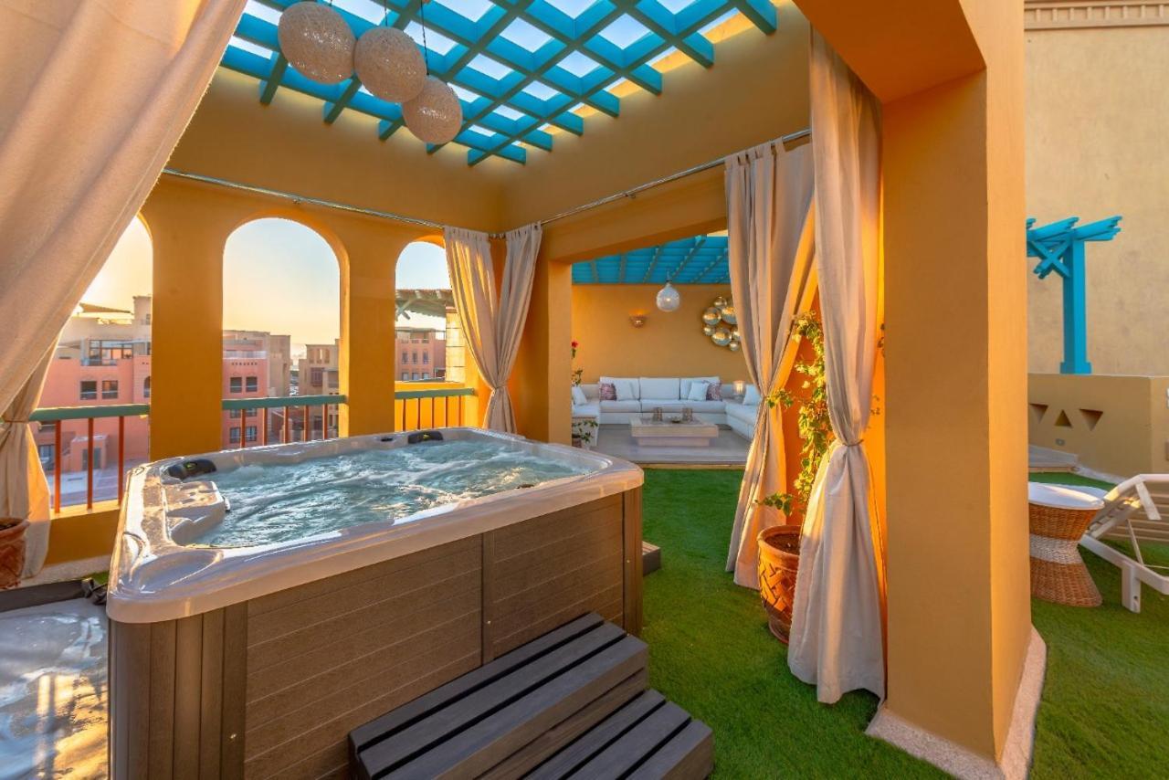 Heated Jacuzzi 2Br Apartment On Yacht View Hurghada Luaran gambar
